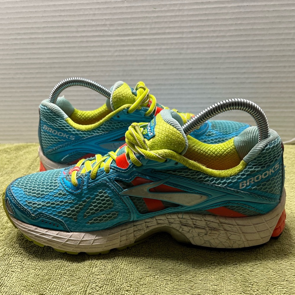 Brooks Ravenna5 Sneakers Women Sz 8.5 Blue, Green, Orange 1201491B834